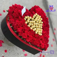 باکس گل رز قلبی با شکلات شونیز