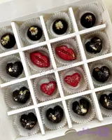 شکلات دستساز بن بن بسته ۱۶ عددی با مغز انتخابی (کد WRF7Q)