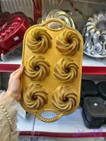 قالب کیک تفلون چدن مافین پیچ ۶ خانه