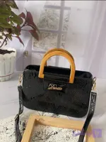 کیف زنانه کد ۰۳۵۰