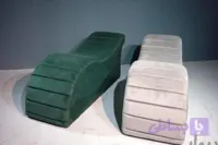 تخت مژه موج دار