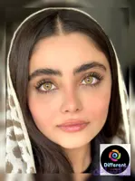 لنز رنگی فصلی کارامل یونیک