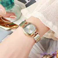 ساعت زنونه صفحه صدفی