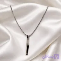گردنبند مردانه استیل مدل «منشور مینیمال» | با زنجیر ونیزی (Box Chain) سیلور