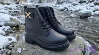 بوت زنانه طرح X رنگ مشکی