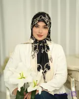 روسری ابریشم توییل طرح لویی ویتون سایز ۱۳۰ دست‌دوز کد 381