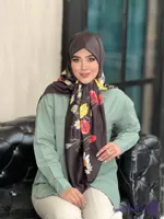 روسری ابریشم ایپک گل دار سایز 125 کد354