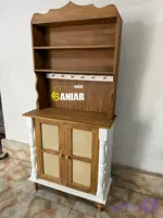کافی‌بار تمام چوب مدل رمانتیک – ترکیب بدنه چوبی و درب‌های حصیری