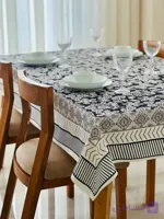 رومیزی مخمل شانل ضدلک طرح ترمه سورمه ای  کد 563