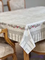رومیزی مخمل شانل ضد لک طرح گل آرا کد 620