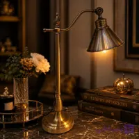 چراغ مطالعه کلاسیک گلد مدل BRASS