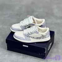 کفش نایک ایر جردن وان لو تراویس اسکات دیور Nike Air Jordan 1 Low Travis Scott Dior