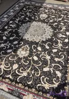 فرش حراج طرح تلناز ۷۰۰ شانه سرمه ای 9 متری فرش کاشان