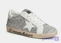 کفش اسنیکر زنانه گلدن گوس (Golden Goose) مدل Super-Star نقره‌ای اکلیلی با نوشته Dream Makers ‌