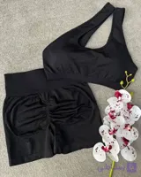 ست نیمتنه شورتک ورشی زنانه ست ورزشی