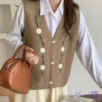 جلیقه بافت کوتاه زنانه و دخترانه رویه بافت کراپی دکمه دار طرح گل خارجی