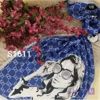 شال نخی طرح چهره زنانه