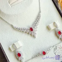 سرویس نقره زنانه طرح جواهری مدا ساریسنام با روکش طلا سفید در جعبه کادویی 19