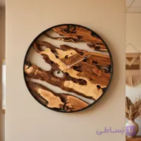 ساعت دیواری چوبی دست‌ساز | ترکیب چوب مشکی و زیتون با طراحی هنری نچرال