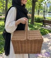 سبد مسافرتی حصیری
