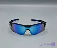 عینک رانینگ اوکلی همراه با کاور و دستمال oakley