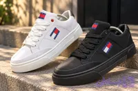 ونس Tommy Hilfiger