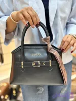 کیف دستی مدل کمربندی شالدار