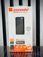 پاوربانک ۲۰۰۰۰ میلی‌آمپر ساعت موکسوم مدل MOXOM MX-PB164 فست شارژ 22.5W دارای نمایشگر LCD
