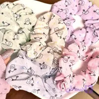 کش مو اسکرانچی به ضمانت محکم بودن ساتن توری طرح پوچاکو کیوت فانتزی گیره مو دخترانه ضد موخوره و ریزش مو و اکسسوری زنانه