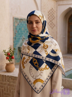 روسری ابریشم توییل طرح زنجیر سورمه ای