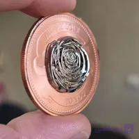 سکه طرح عشق با گل برجسته