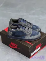 نایک جردن ۱ لو تراویس اسکات \ Nike Air Jordan 1 Low Travis Scott x کد ۱۳۰ (کد 3W30U)