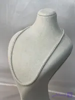 گردنبند خاویاری