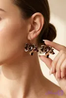 گوشواره گل رز پلنگی - دیواین استایل