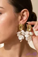 گوشواره pearl and shell - دیواین استایل