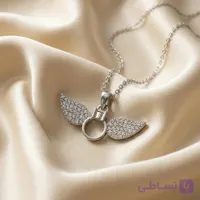 گردنبند پلاک حلقه و بال فرشته نگین‌دار