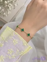 دستبند ونکلیف سبز طلایی دارای سایزر gr7