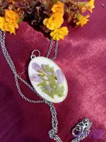 گردنبند با گل طبیعی