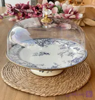 کیک خوری گل آبی میس بتی