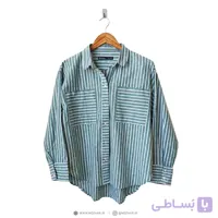 شومیز زنانه برشکا راه‌راه سفید و سبز یقه‌دار با جیب پاکتی