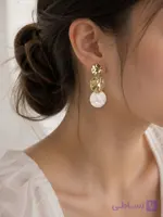 گوشواره ترند I am طرح طلا و مروارید سه‌طبقه فرفورژه سکه ای