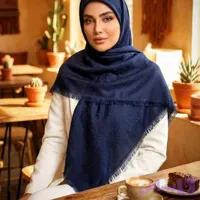 روسری ابریشم بامبو آیلار سرمه‌ای روسری ابریشم بامبو آیلار سرمه‌ای