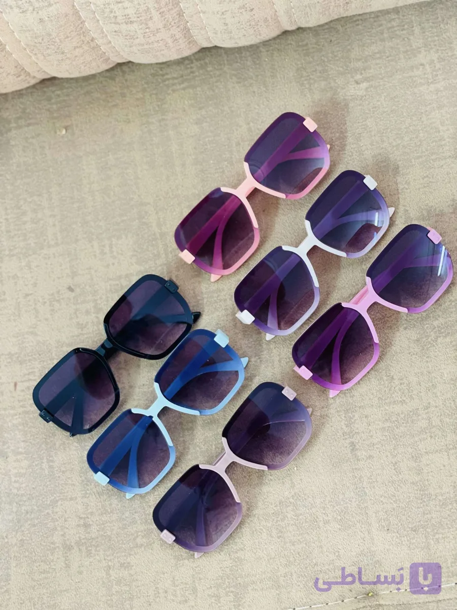 عینک شیشه دودی مربع