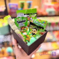 باکس هدیه خوراکی پسرانه تولد مشکی سبز دارای آبنبات و مارشمالو کد C225
