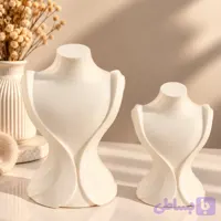 استند آئورا