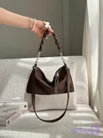 کیف زنانه دوشی و دستی / جنس ایفل خارجی درجه یک /کیفیت تضمینی