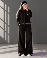 ست سوئیشرت و شلوار لیانا /جنس مازراتی نخ توئیست گرم بالا / مناسب ۳۸ تا ۴۶