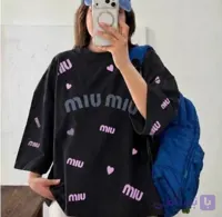 تیشرت باکسیmiu miu