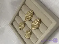 گوشواره زنانه مدل لوزی پاپیون طرح طلا رنگ ثابت