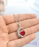 گردنبند ماه و قلب قرمز